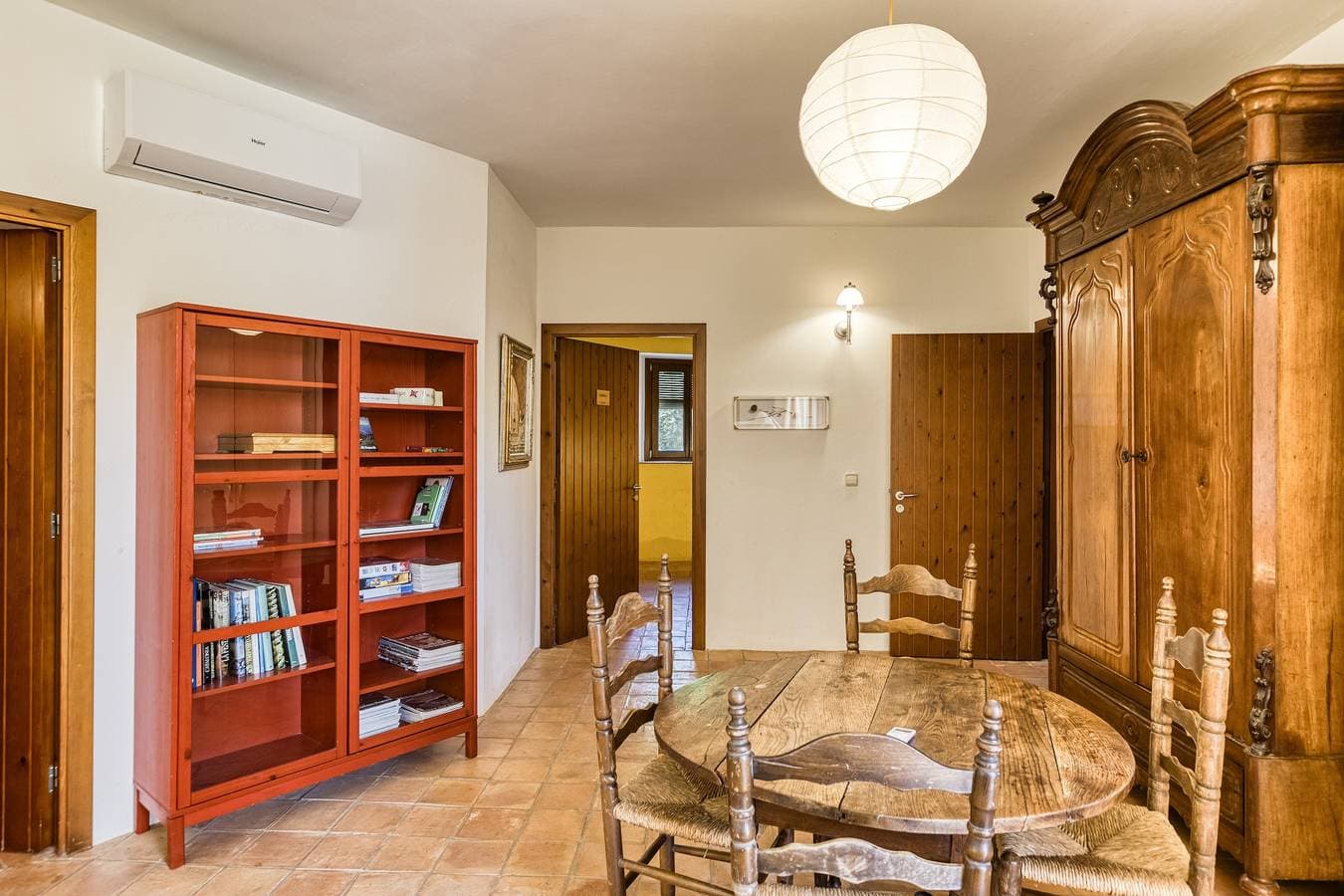 Foto 9 von 30: Zimmer 'Tarongina' mit Gemeinschaftspool, gemeinsamer Terrasse und WLAN