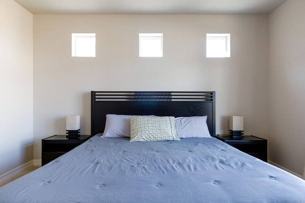 Foto 4 von 40: Neues Haus mit drei Schlafzimmern, 2 Badezimmer, Küche und Esszimmer.