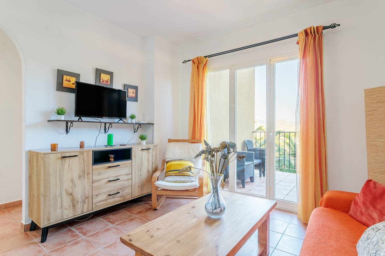 Foto 5 von 26: Ferienwohnung 'Las Lomas De Bonalba' mit Bergblick, Wi-Fi und Klimaanlage