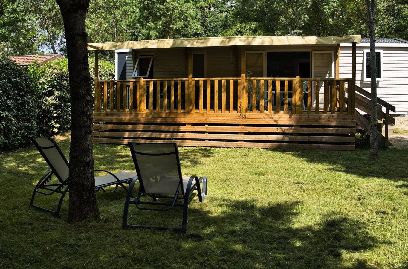 Foto 11 von 39: Mobil home Eco 4pers 38m2 mit überdachter Terrasse 2 Schlafzimmer, 4 Personen