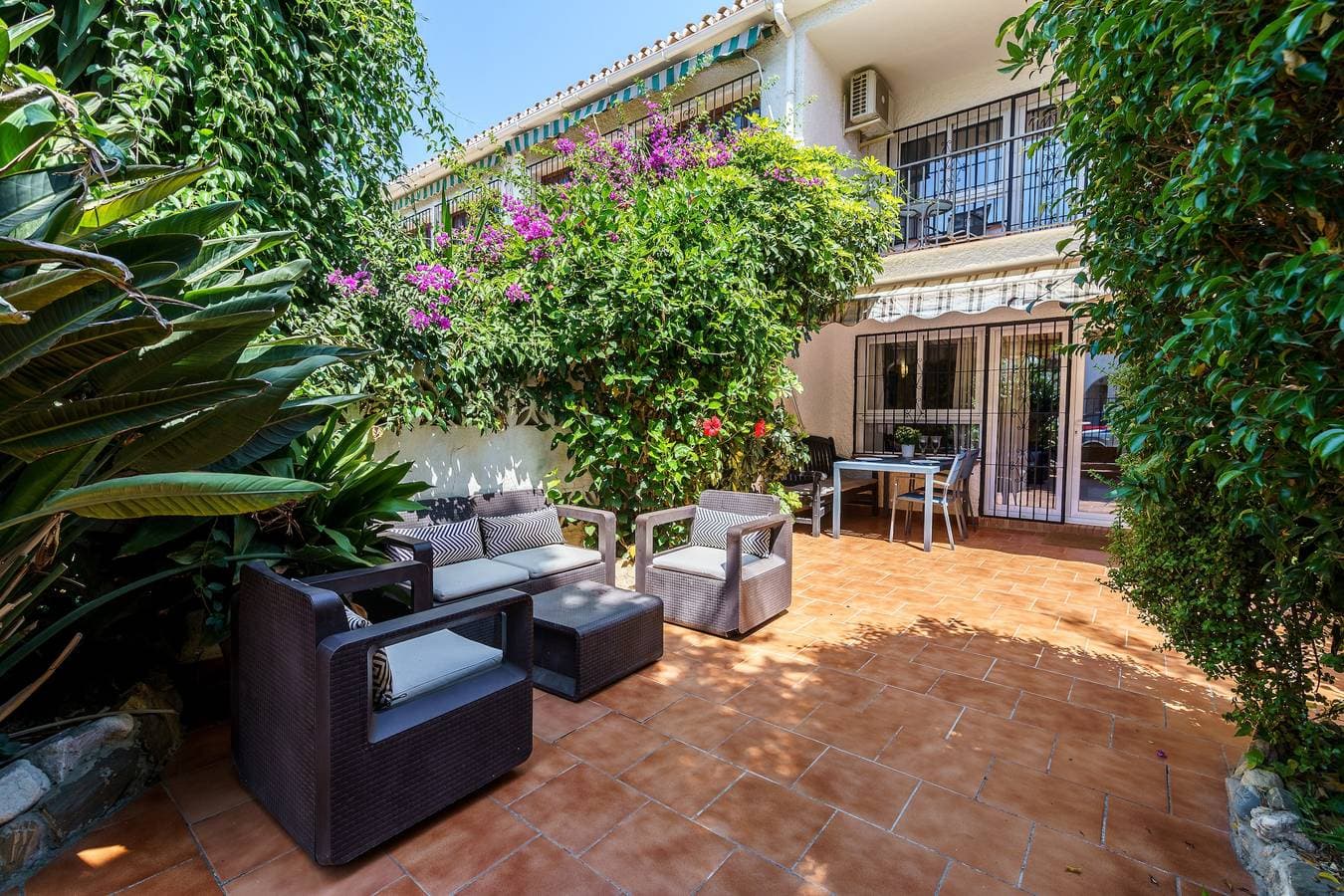 Foto 4 von 28: Ferienhaus „La Ponderosa 5“ mit Garten, Terrasse & WLAN
