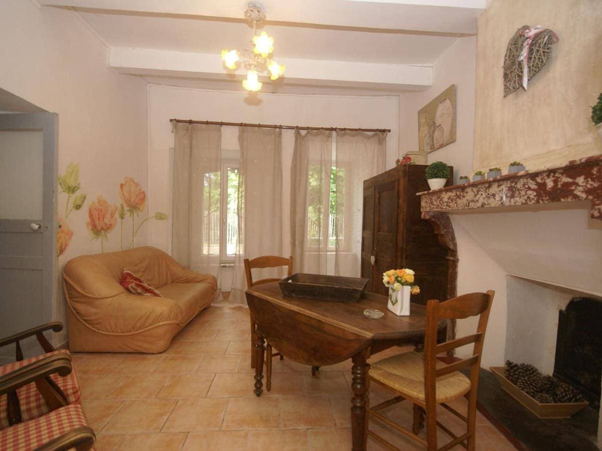 Foto 3 von 42: Three-Bedroom Holiday Home