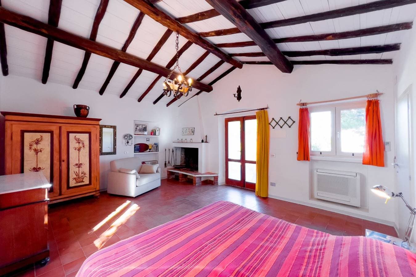 Foto 11 von 32: Villa für 7 Personen mit Terrasse