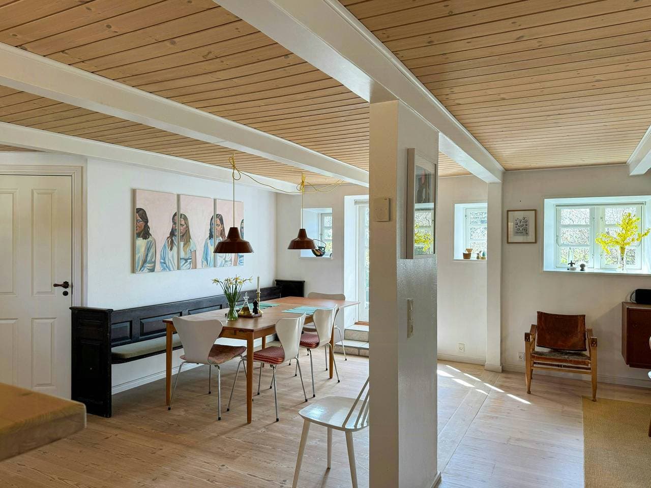 Historisches Reetdachhaus aus dem Jahr 1750 in Husby 1