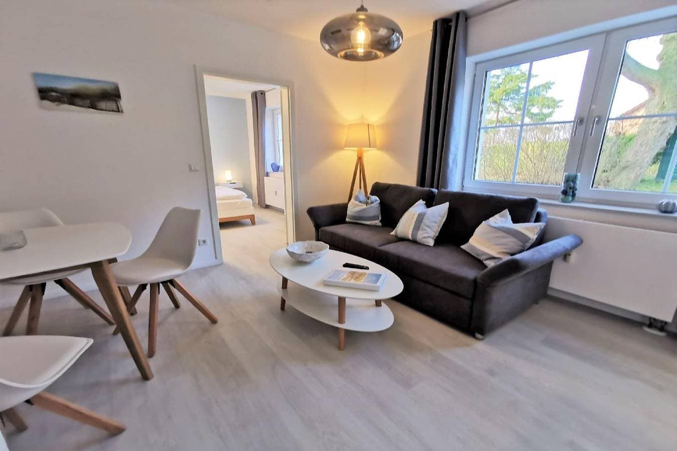 Foto 4 von 20: Moderne Ferienwohnung mit eigener Terrasse - Haus Inselwind FeWo MEERferien