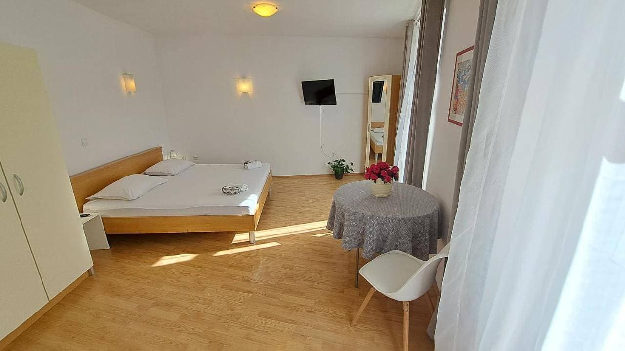 Foto 5 von 30: Studio