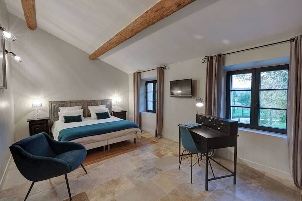 Foto 3 von 30: Luxurious 5* stone farmhouse