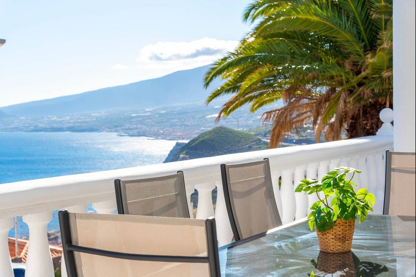 Foto 4 von 48: Ferienhaus für 6 Personen mit Terrasse