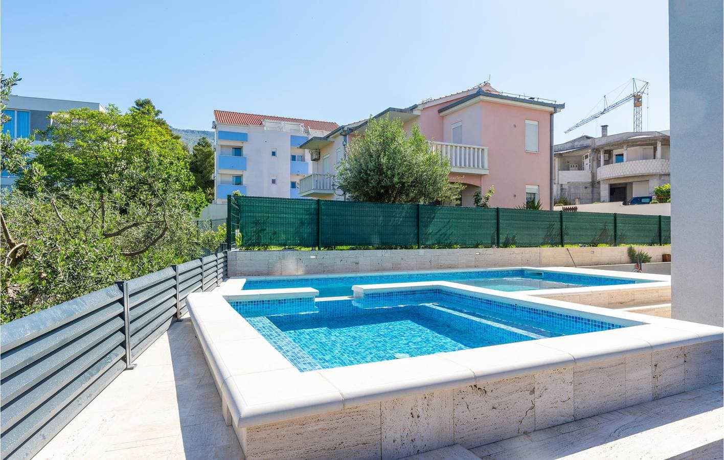 Foto 3 von 20: Gemütliche Ferienwohnung mit Pool, Terrasse und 2 km Entfernung zum Strand von Strobec