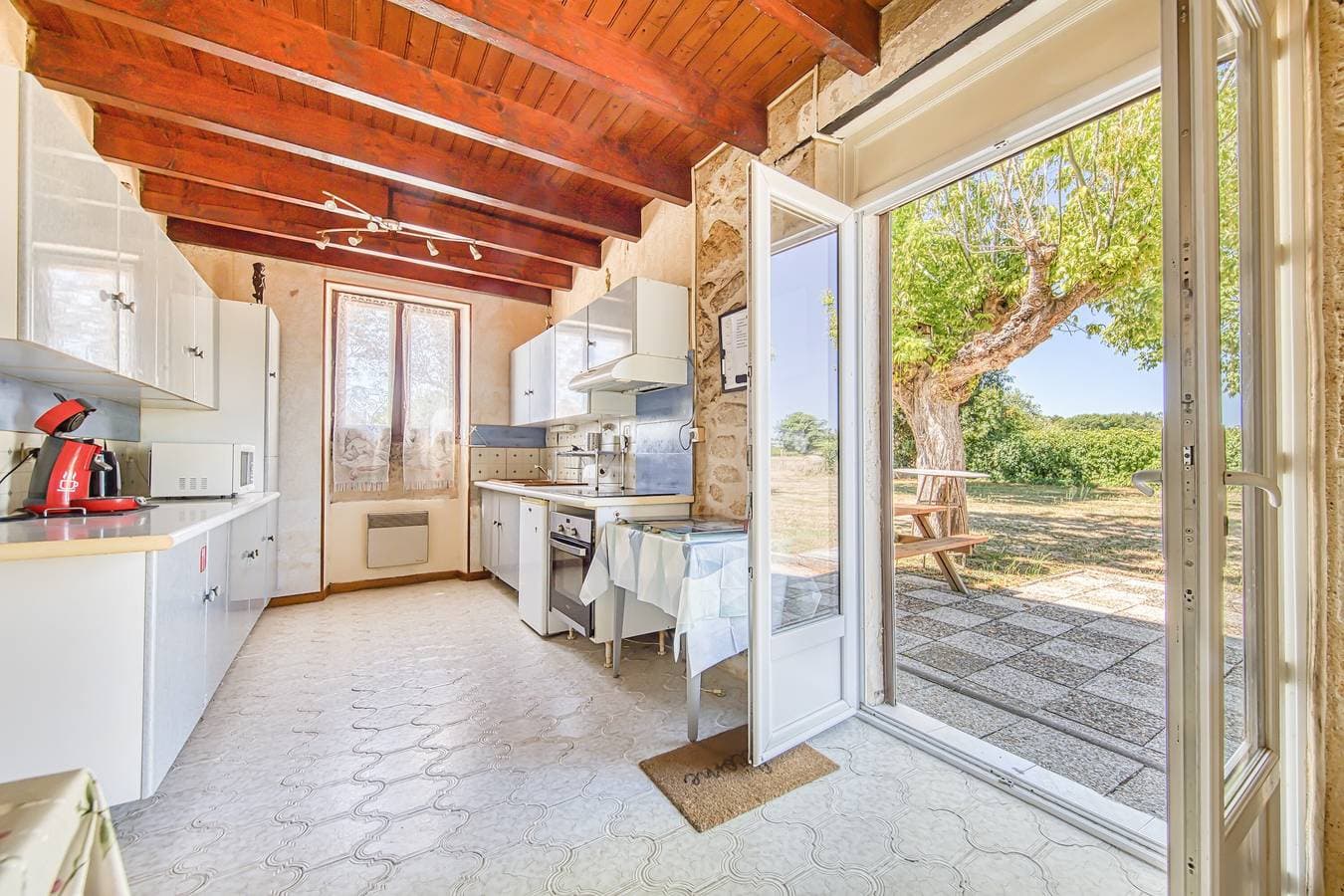 Foto 7 von 27: Ferienhaus 'Maison De Campagne Avec Jardin' mit privater Terrasse, privatem Garten und Klimaanlage