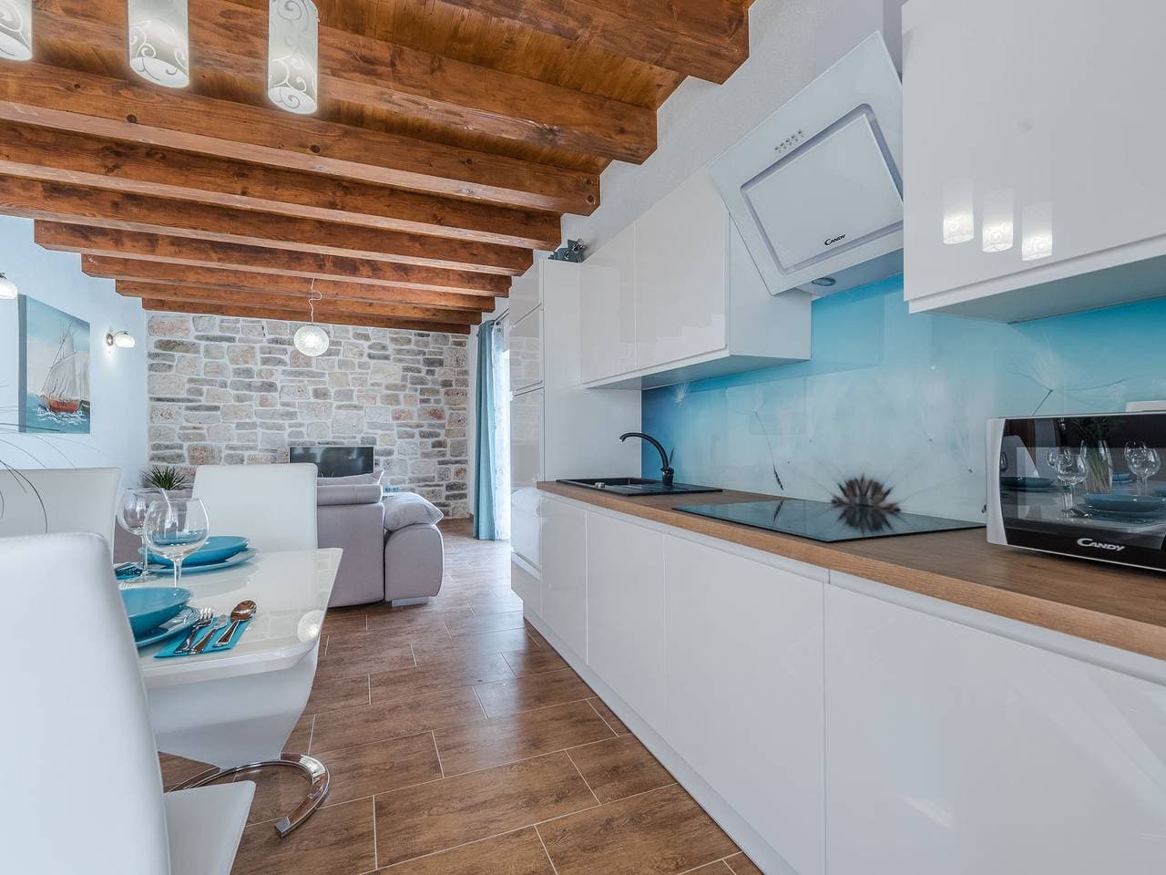 Foto 4 von 40: Private Poolvilla in Sukošan