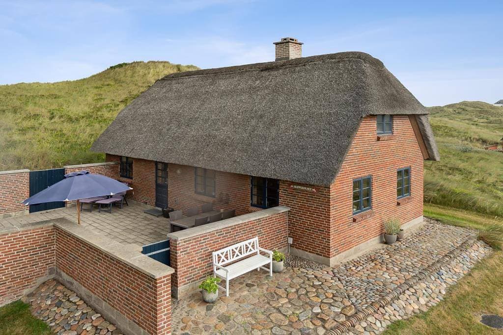 Foto 4 von 31: Rustikales Ferienhaus mitten in den Dünen – Nur 200 m zum Strand!