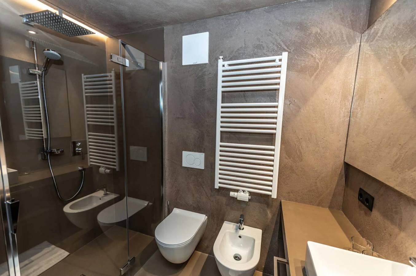 Foto 6 von 30: Ferienwohnung "Bergfrieden 2 A" mit Bergblick, Pool, WLAN, Terrasse & Garten
