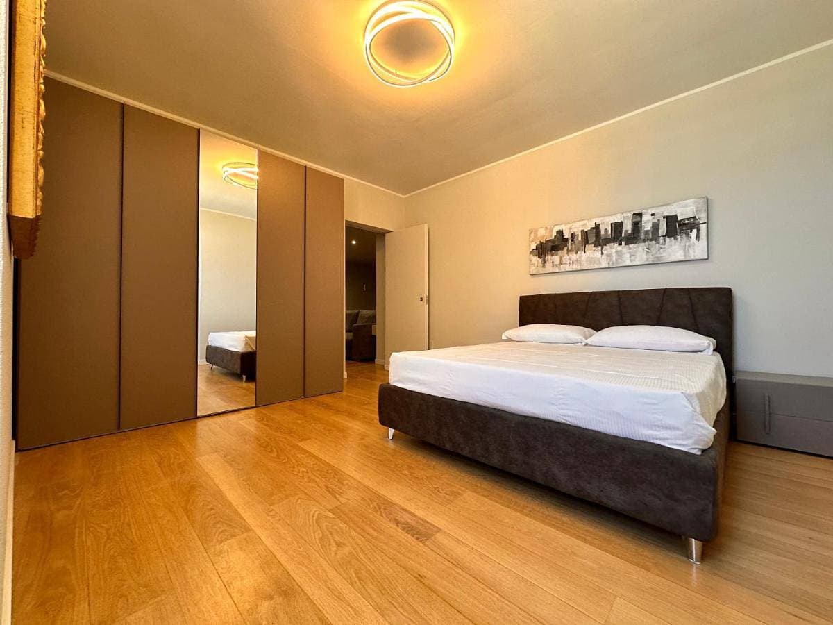 Foto 4 von 22: Three-Bedroom Apartment