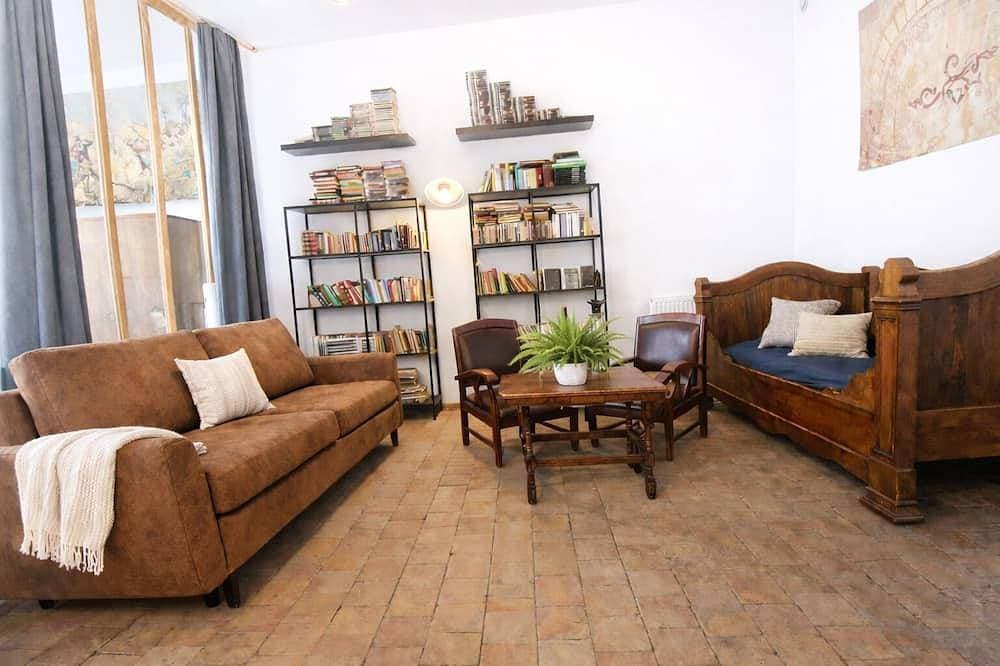 Foto 9 von 26: Stadthaus am Fuße der Abtei im Loft-Stil mit Garten restauriert!
