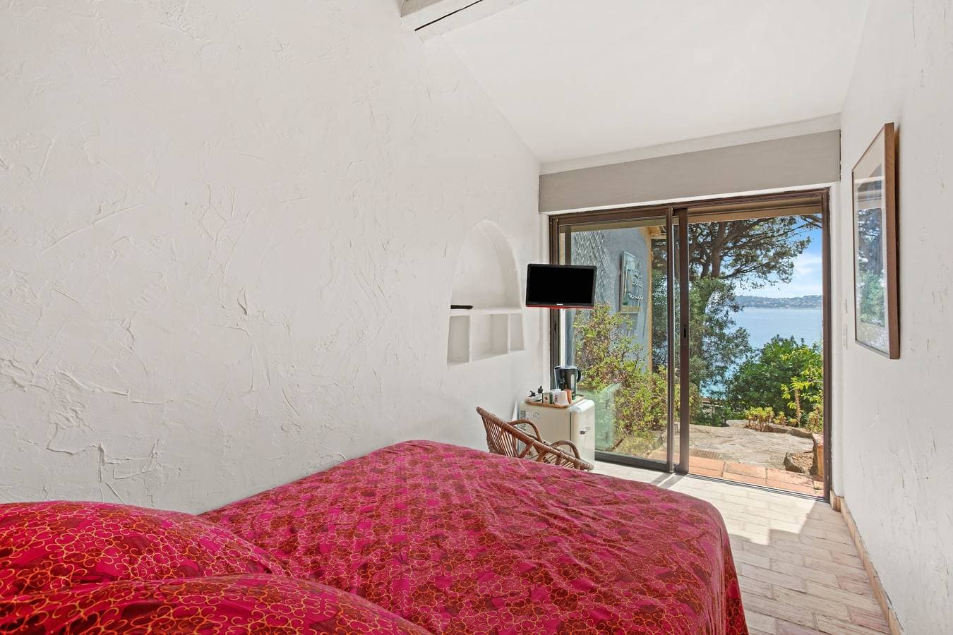 Foto 13 von 24: Zimmer 'Bagaud' mit Meerblick, gemeinsamer Terrasse und WLAN