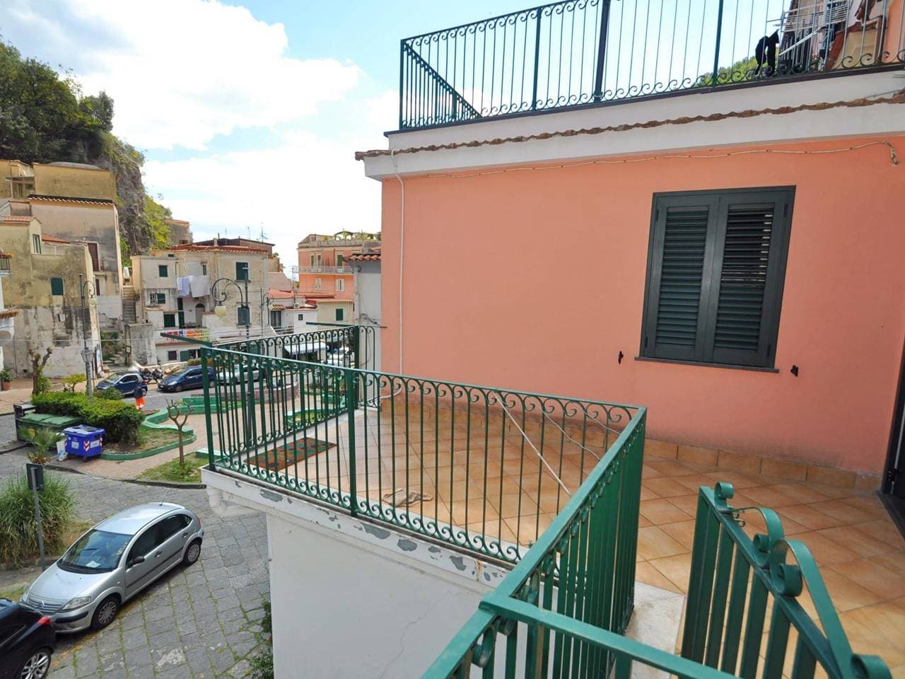 Foto 5 von 12: Ferienwohnung für 5 Personen mit Balkon