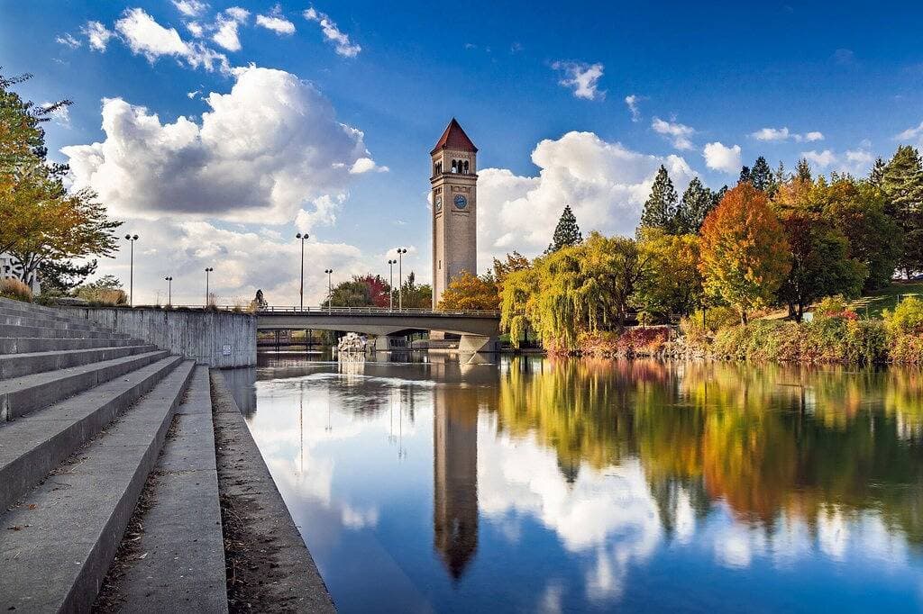 Foto 10 von 20: Marvelous 1 Bed Riverfront Park Travel Apartment