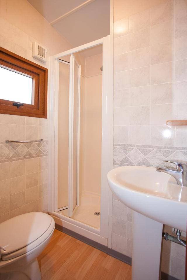 Foto 10 von 11: Standard Mobile Home
