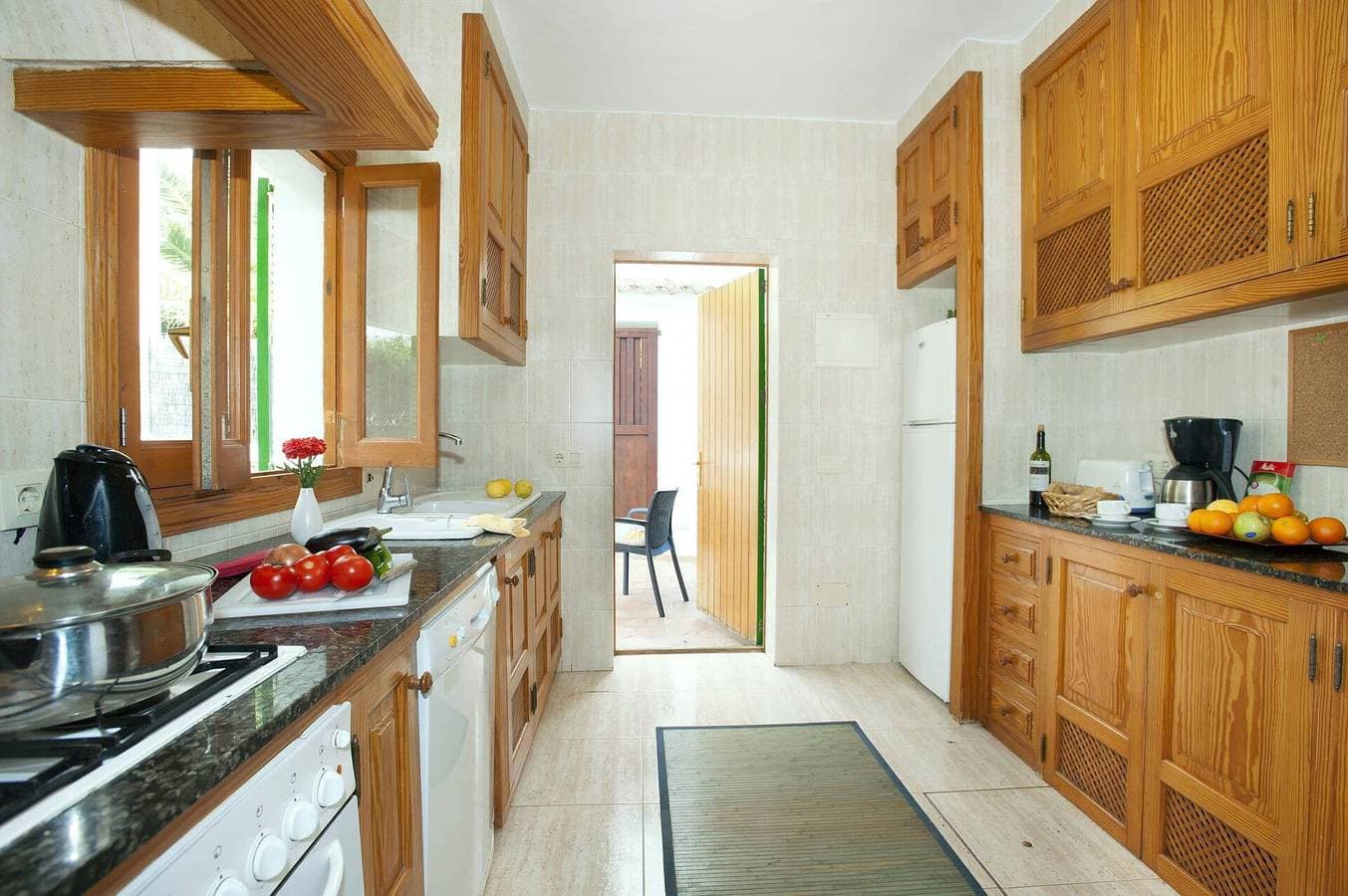 Foto 9 von 27: Villa für 10 Personen mit Garten