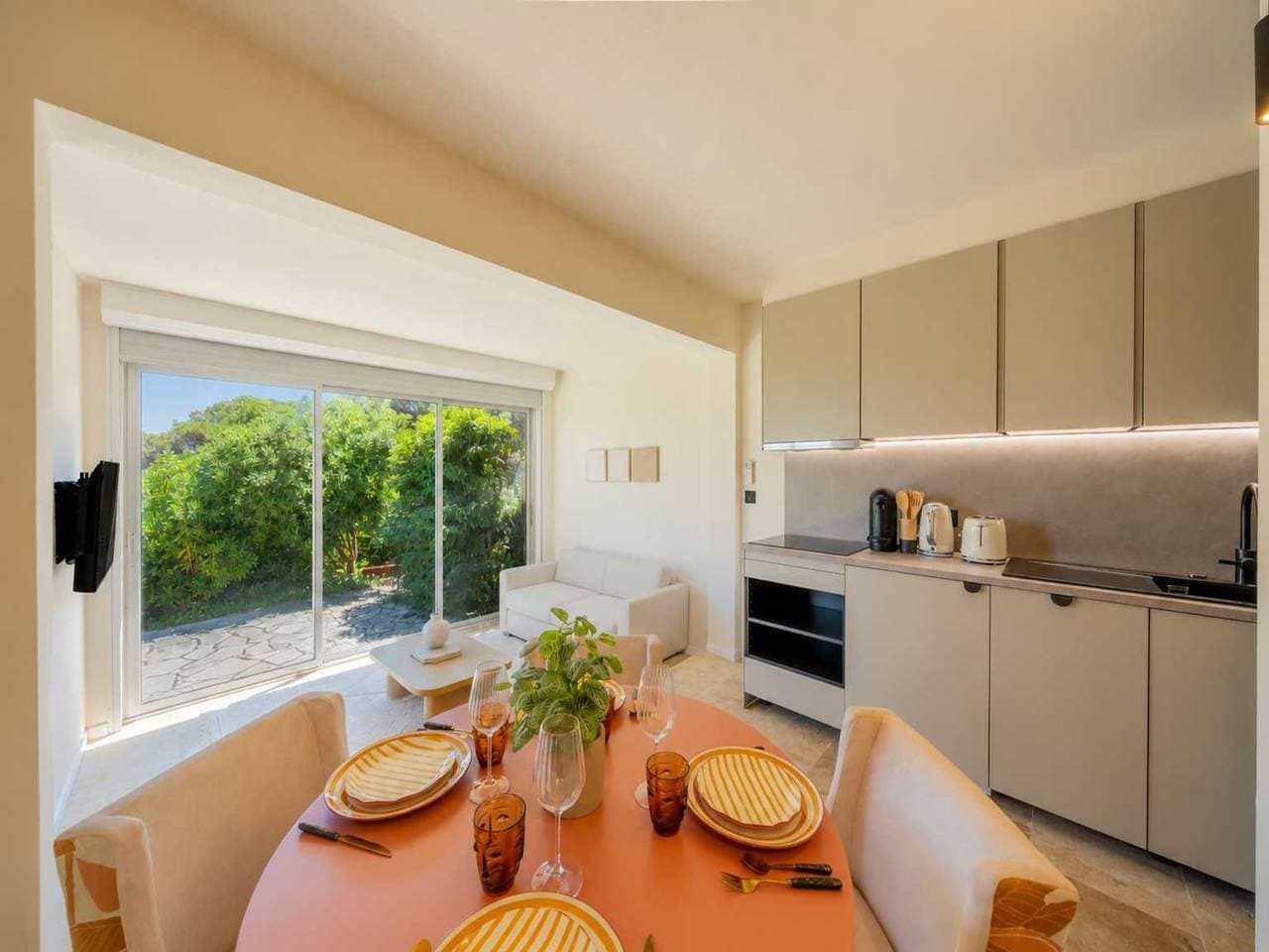 Foto 9 von 21: Modernes Haus mit Klimaanlage und Pool, 1 Schlafzimmer/2 Bäder - Cogolin