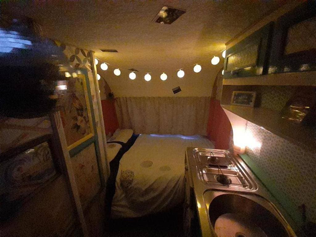 Foto 2 von 13: Caravan