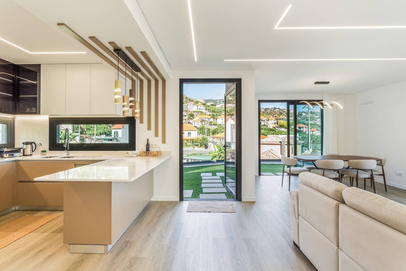 Foto 5 von 30: Ferienhaus 'Refugio do Encanto' mit Meerblick, privater Terrasse und WLAN