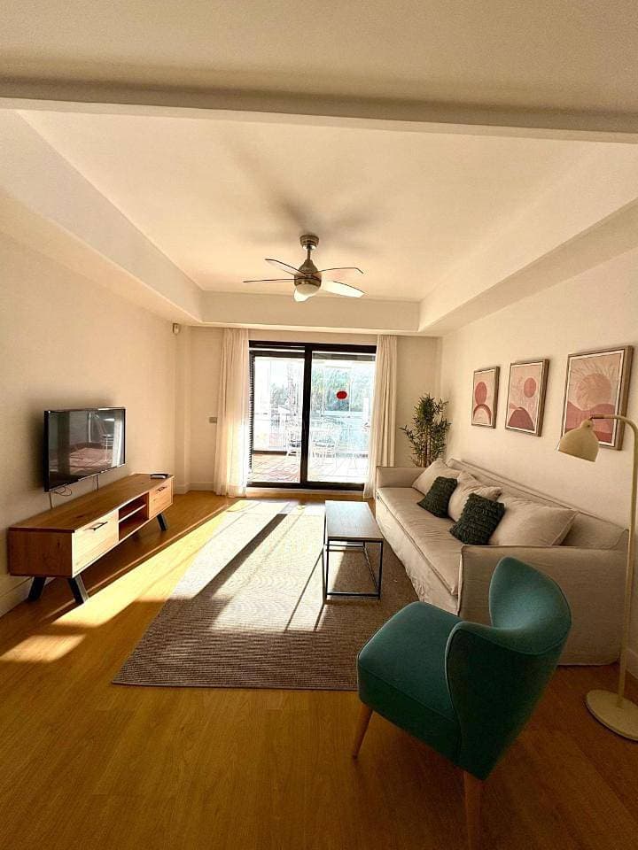 Foto 11 von 36: Two-Bedroom Apartment