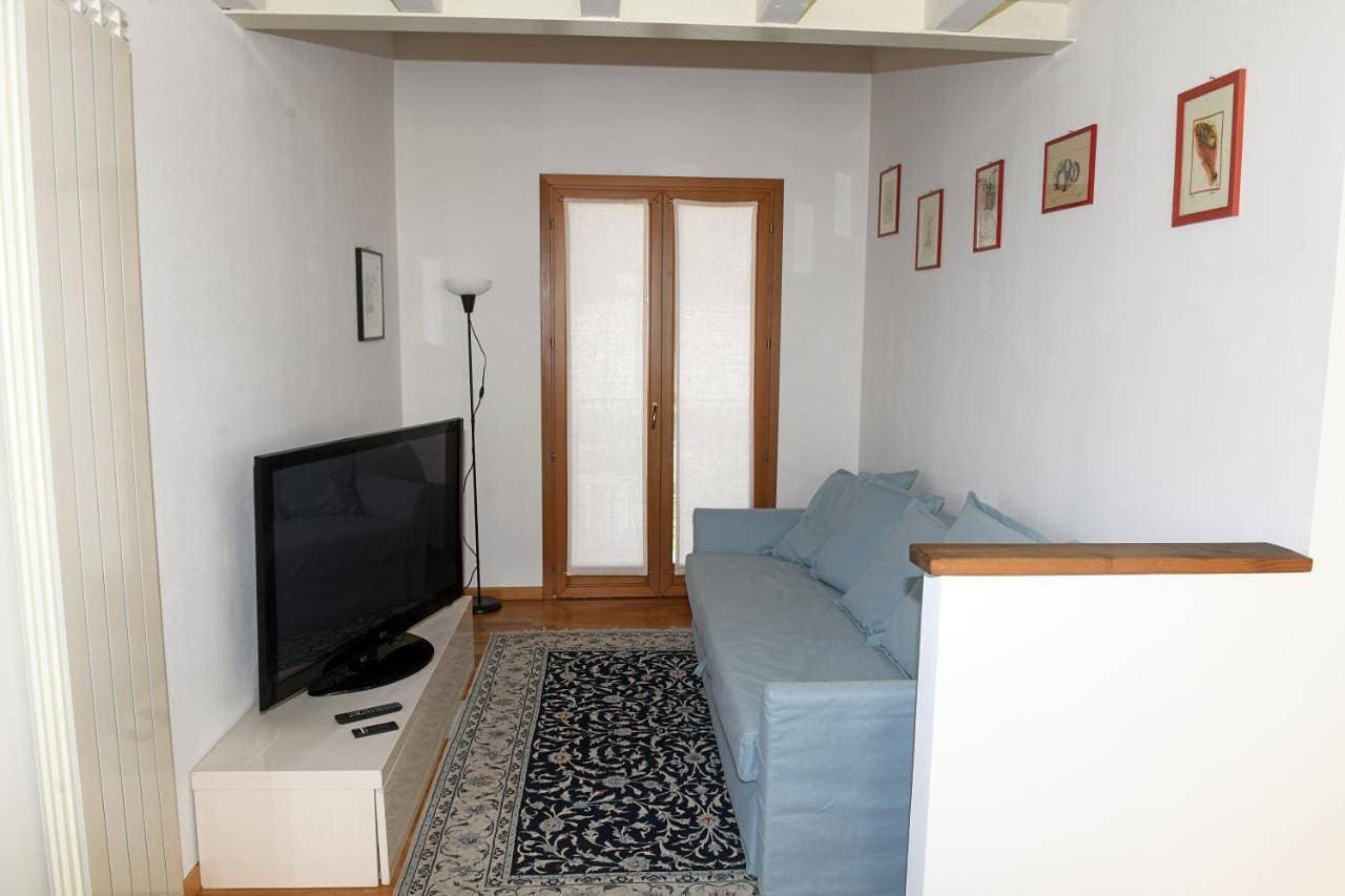 Foto 6 von 36: Two-Bedroom Apartment