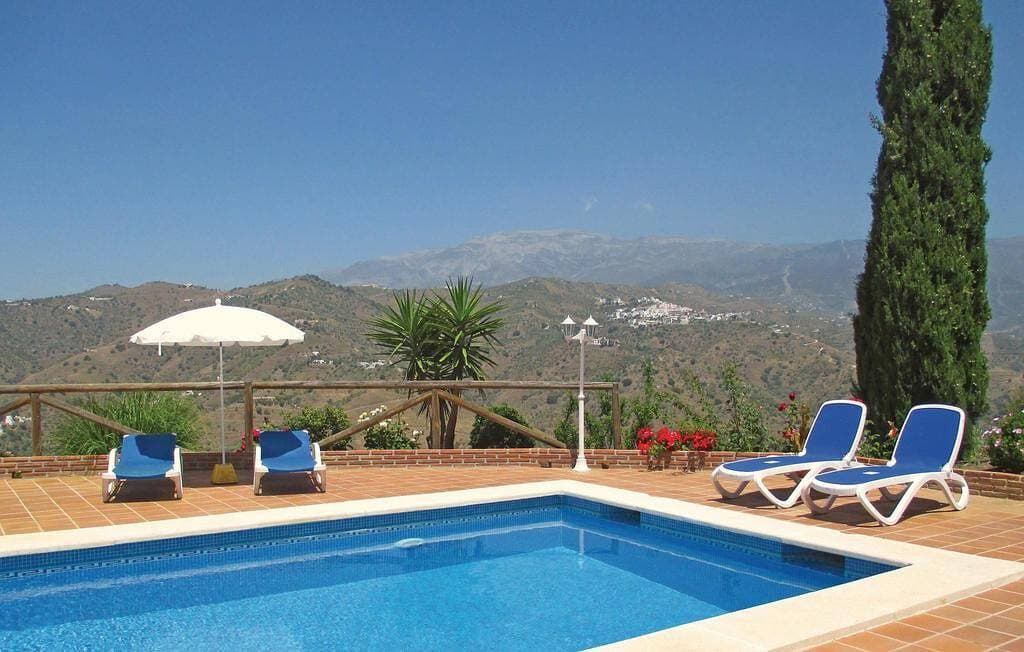 Foto 3 von 34: Ruhiges Haus Cortijo La Rijana mit Pool, herrlicher Aussicht, Terrasse, WLAN