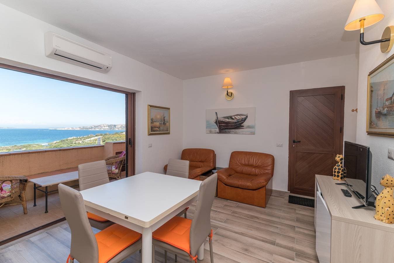 Foto 6 von 24: Ferienwohnung Orizzonte Rosso nahe Strand mit Meerblick und Terrasse
