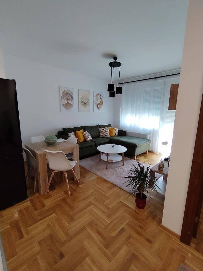 Foto 2 von 35: One-Bedroom Apartment