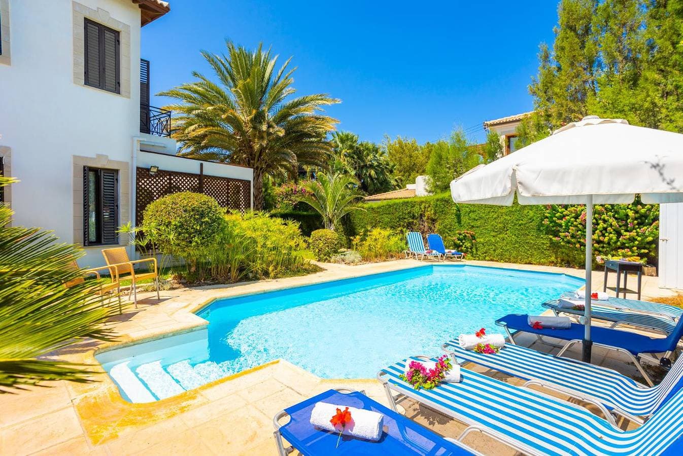 Foto 4 von 45: Villa für 8 Personen mit Garten