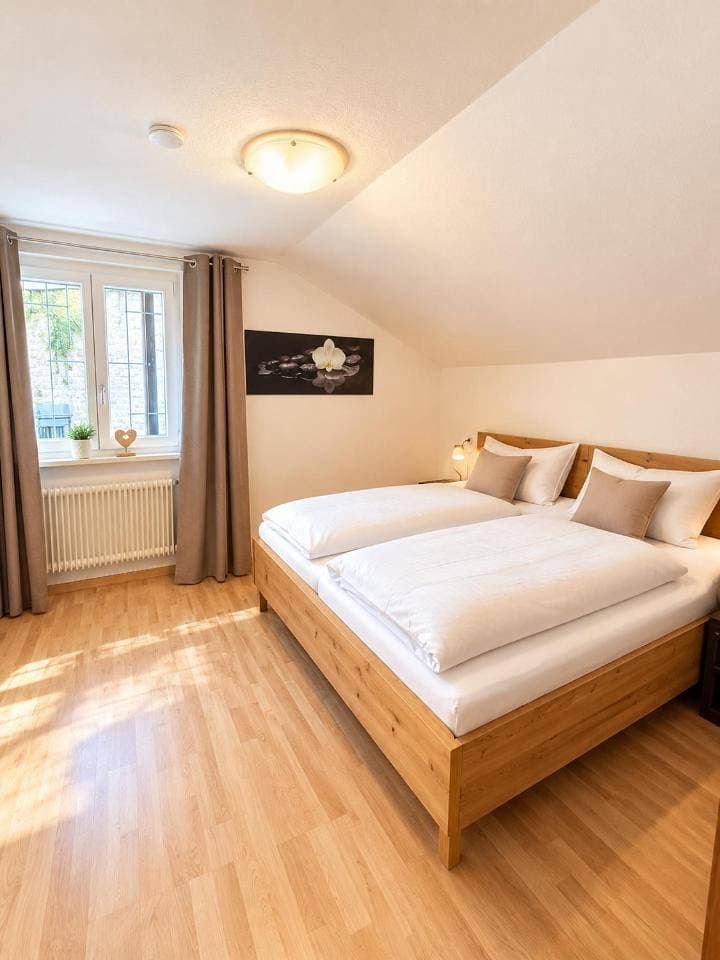 Foto 7 von 29: Two-Bedroom Apartment with Mountain View