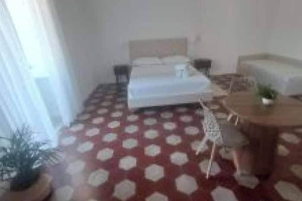 Relais Soleil: Double Room with Terrace 1