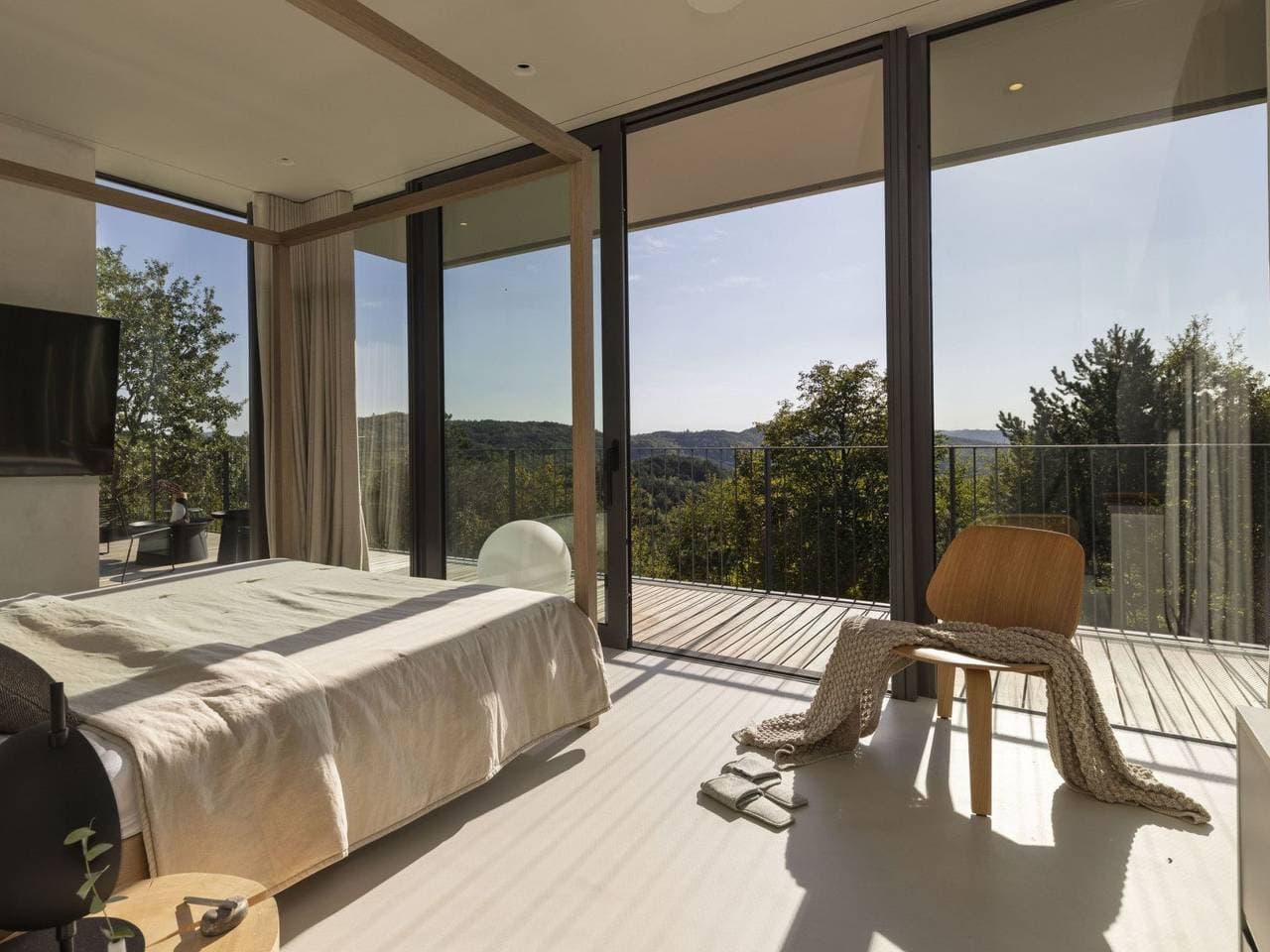 Foto 7 von 28: Ferienvilla MIstra mit privatem Pool