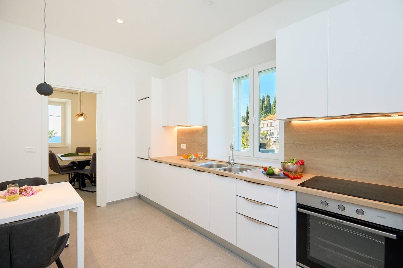 Foto 9 von 49: Villa für 9 Personen mit Whirlpool