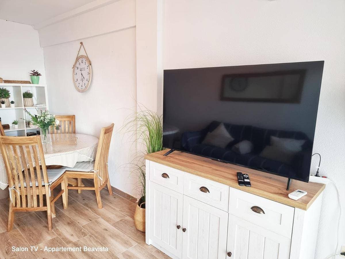Foto 5 von 23: Apartment with Sea View