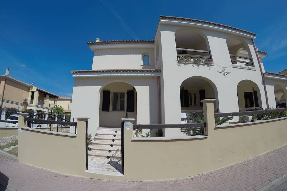 Foto 10 von 23: Villa mit Garten in einem kleinen Paradies