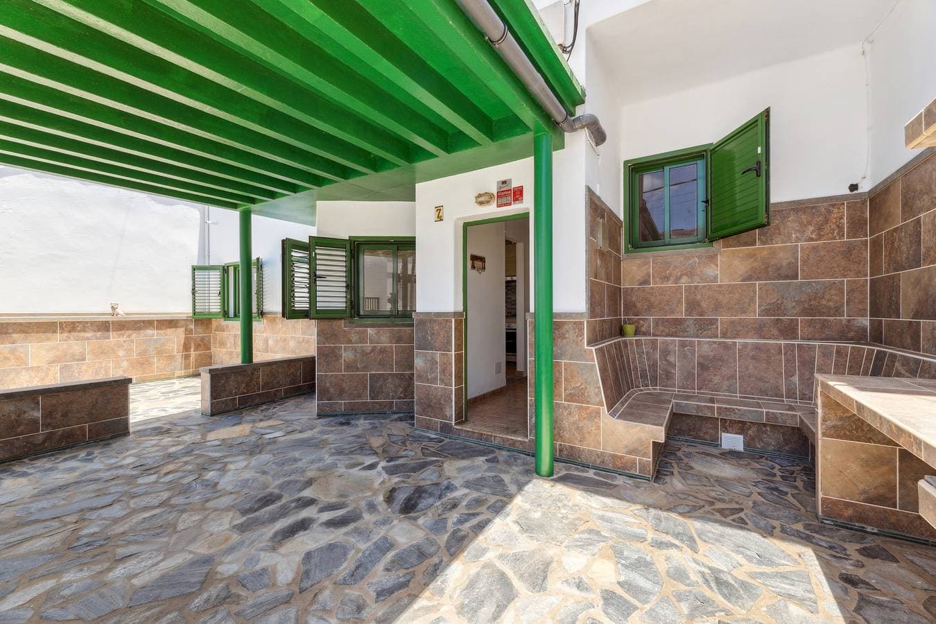 Foto 10 von 24: Ferienhaus für 4 Personen mit Terrasse