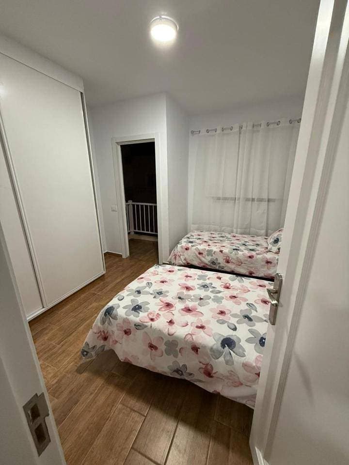 Foto 10 von 10: Superior One-Bedroom Apartment with Balcony