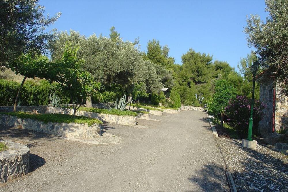 Foto 11 von 21: Villa umgeben von Olivenhainen, 200 Meter vom Meer entfernt