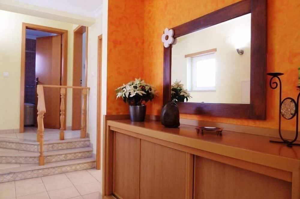 Casa rustica, Wohnung mit Balkon 1