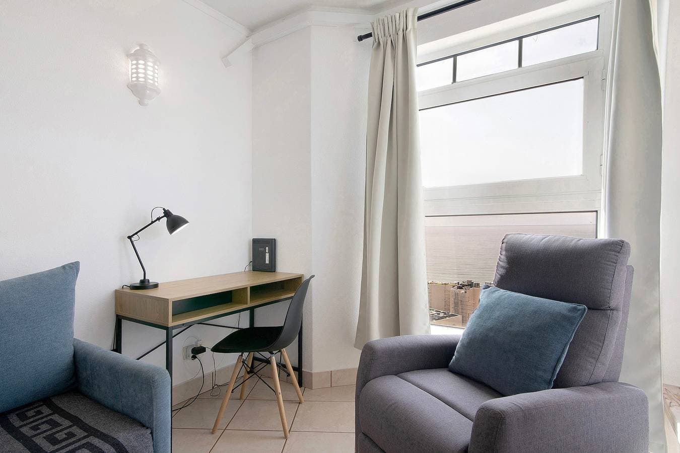 Foto 4 von 27: Apt. 'Camões 11 D' mit Meerblick, WLAN, Klimaanlage und Pool