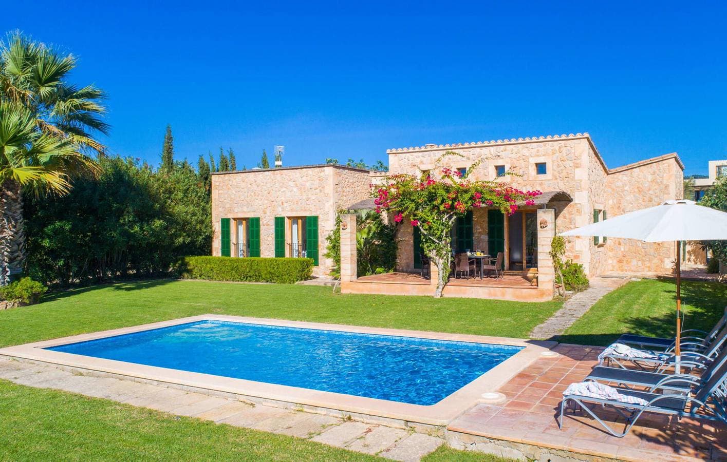 Foto 4 von 29: Gemütliches Apartment am Strand mit Pool und Küche