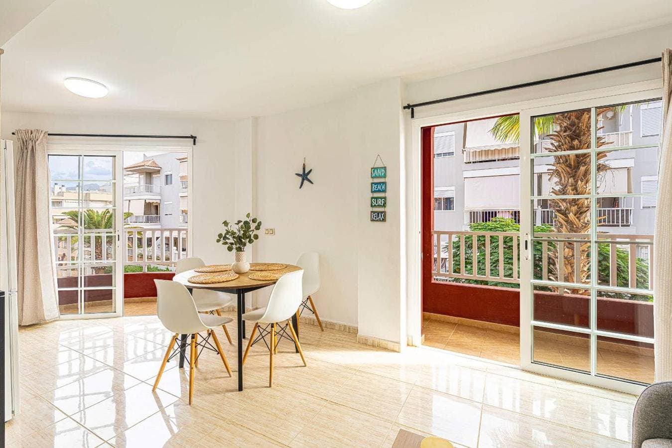 Foto 8 von 31: Ferienwohnung 'Starfish San Juan' mit Bergblick, Balkon und WLAN