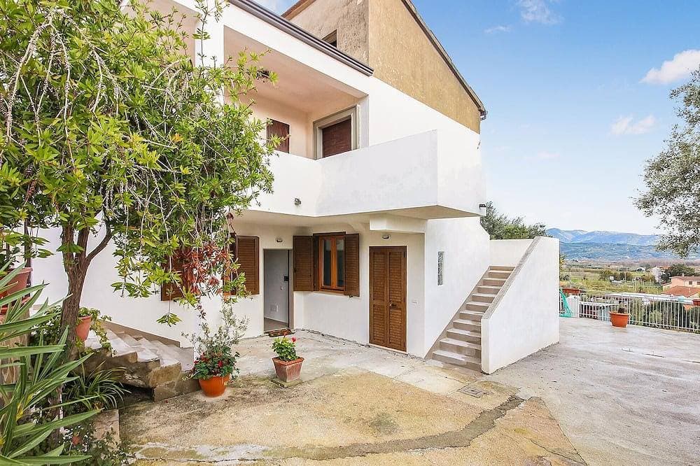 2 bedroom lovely apartment in Casalvelino 1