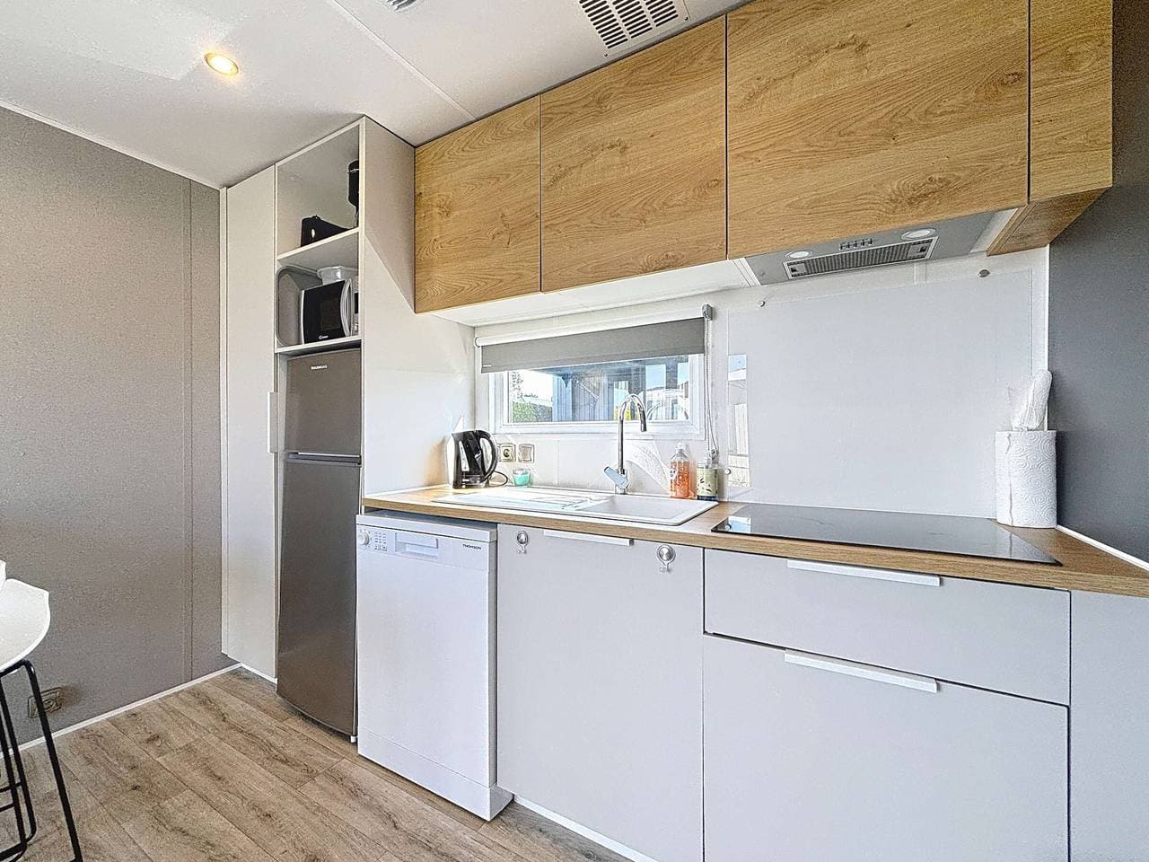 Foto 9 von 22: Mobil-Home Grand Confort, 4 Pers., 2 Ch., 2 SdB, Piscine Chauffée & Proche Mer