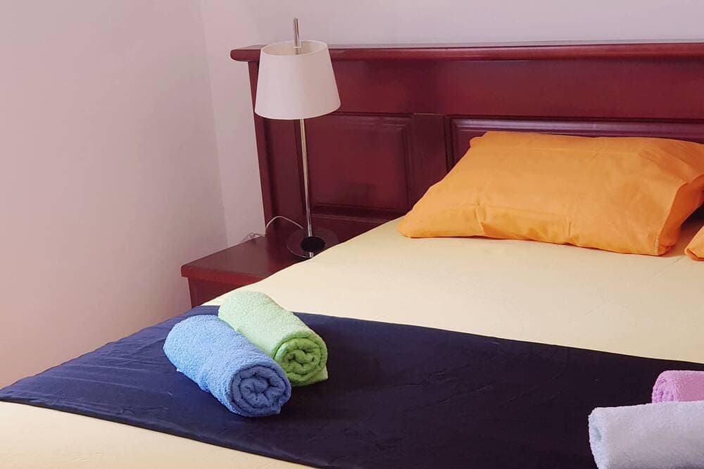Foto 5 von 12: Stilvolle 2-Zimmer-Wohnung  – 5 Min zum Strand & Zentrum + Parkplatz