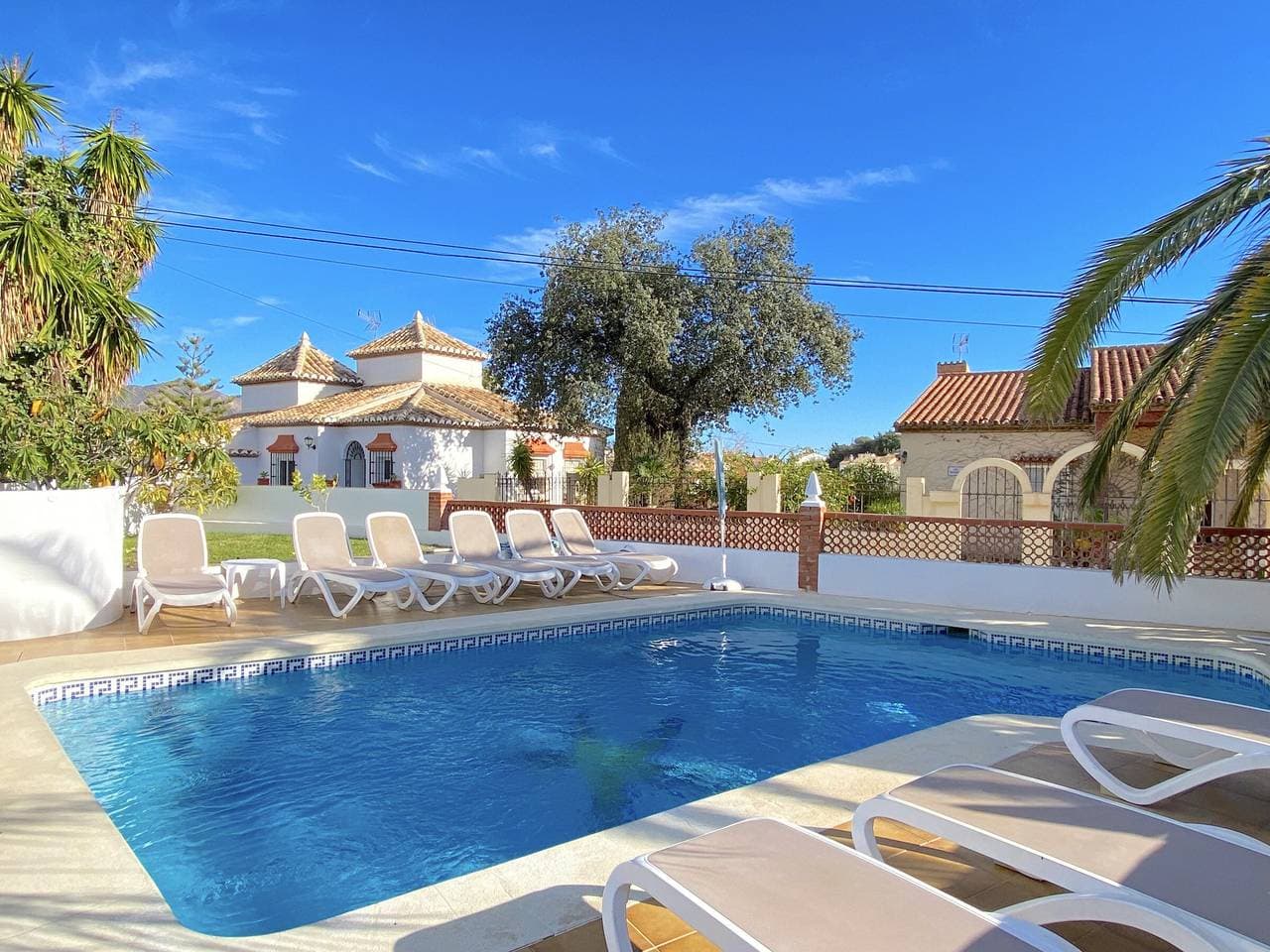 Gemütliche Wohnung in Nerja mit Gemeinschaftspool und WLAN 1